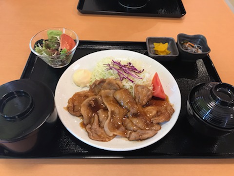 千葉県産ポークの生姜焼き定食