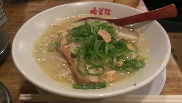 新商品 鳥塩白湯ラーメン￥680