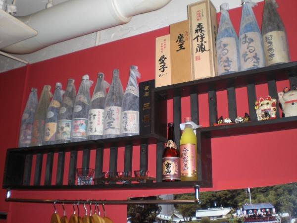鹿児島でも希少な焼酎がズラリ。焼酎はもちろん、日本酒・カクテルなどのお酒も豊富です♪
