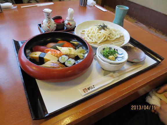 お昼の定食