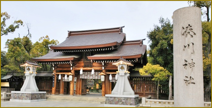 湊川神社　門扉