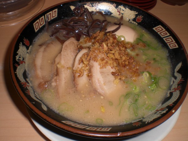 トロットロのスープ＆チャーシューがたまらない・・・