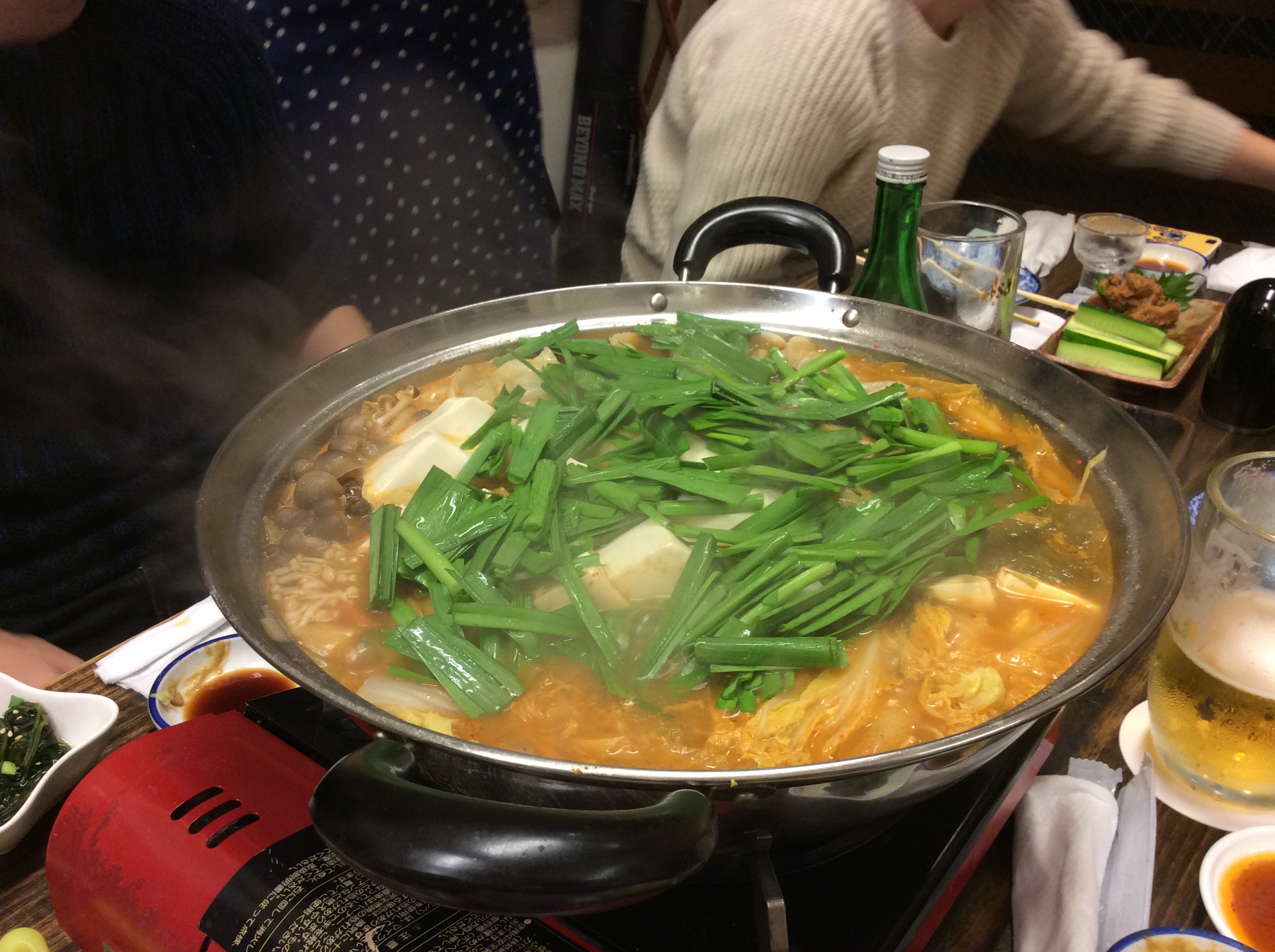 名物！ﾆﾗたっぷりの餃子鍋