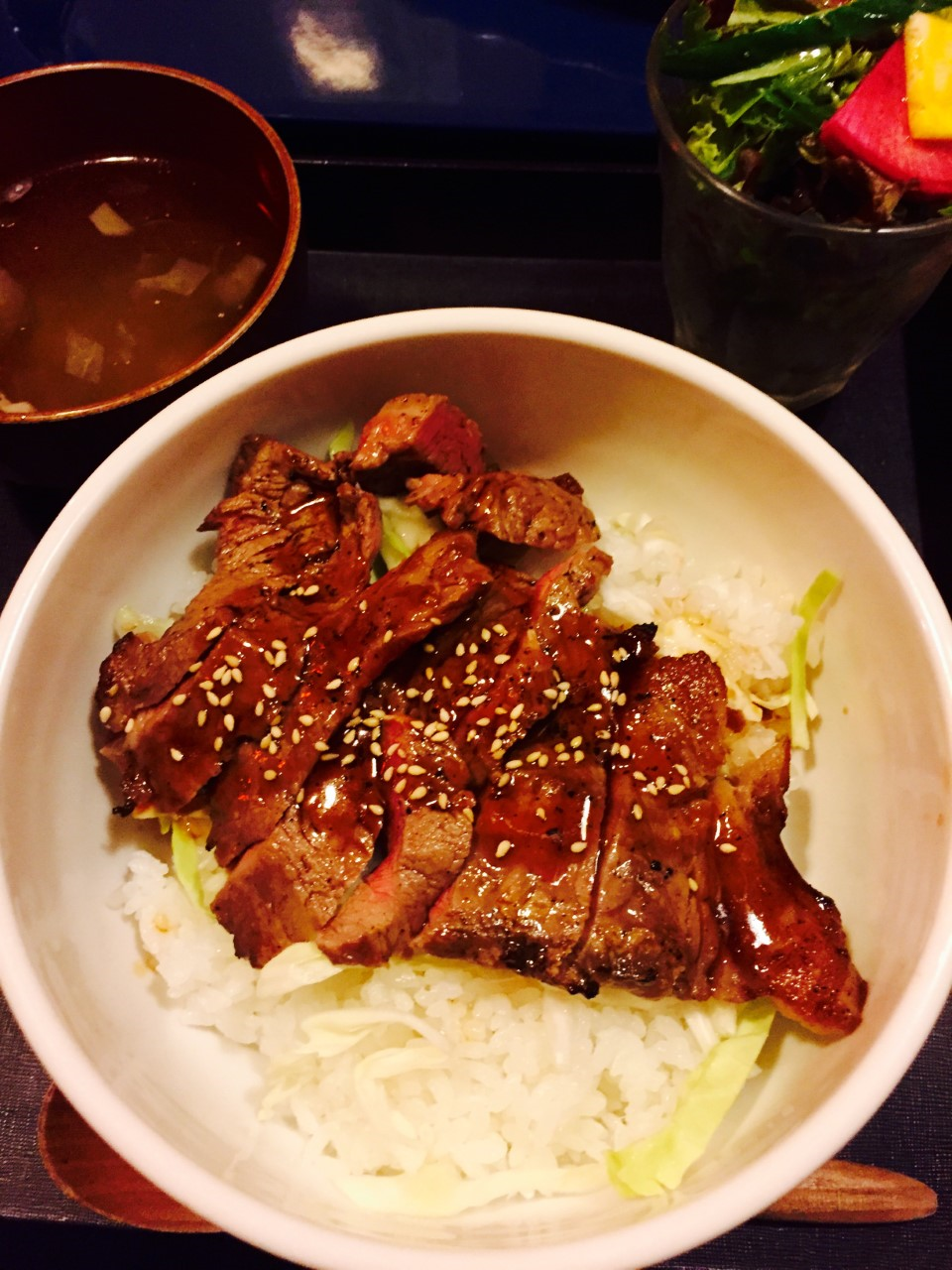 名物!!ステーキ丼！
絶対に満足できるステーキです❤