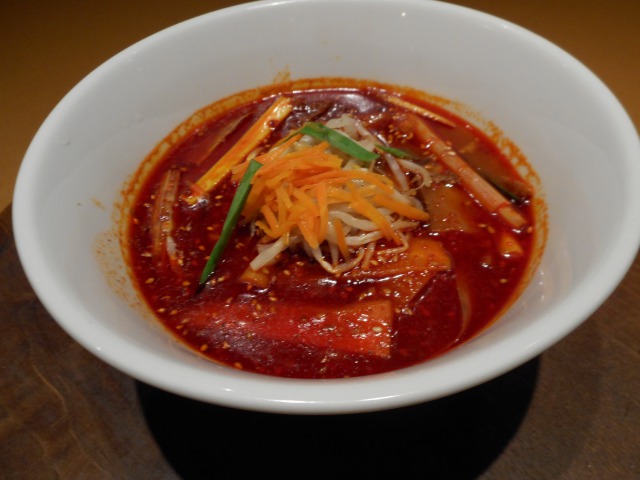 【ユッケジャン辛温麺】