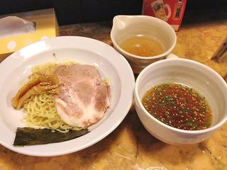 つけめんもあるよ