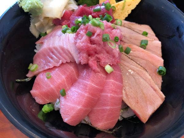 新鮮！マグロ丼‼