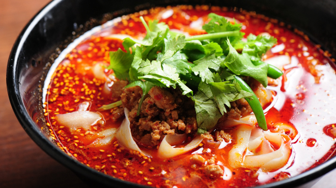 モチモチ麺の刀削麺