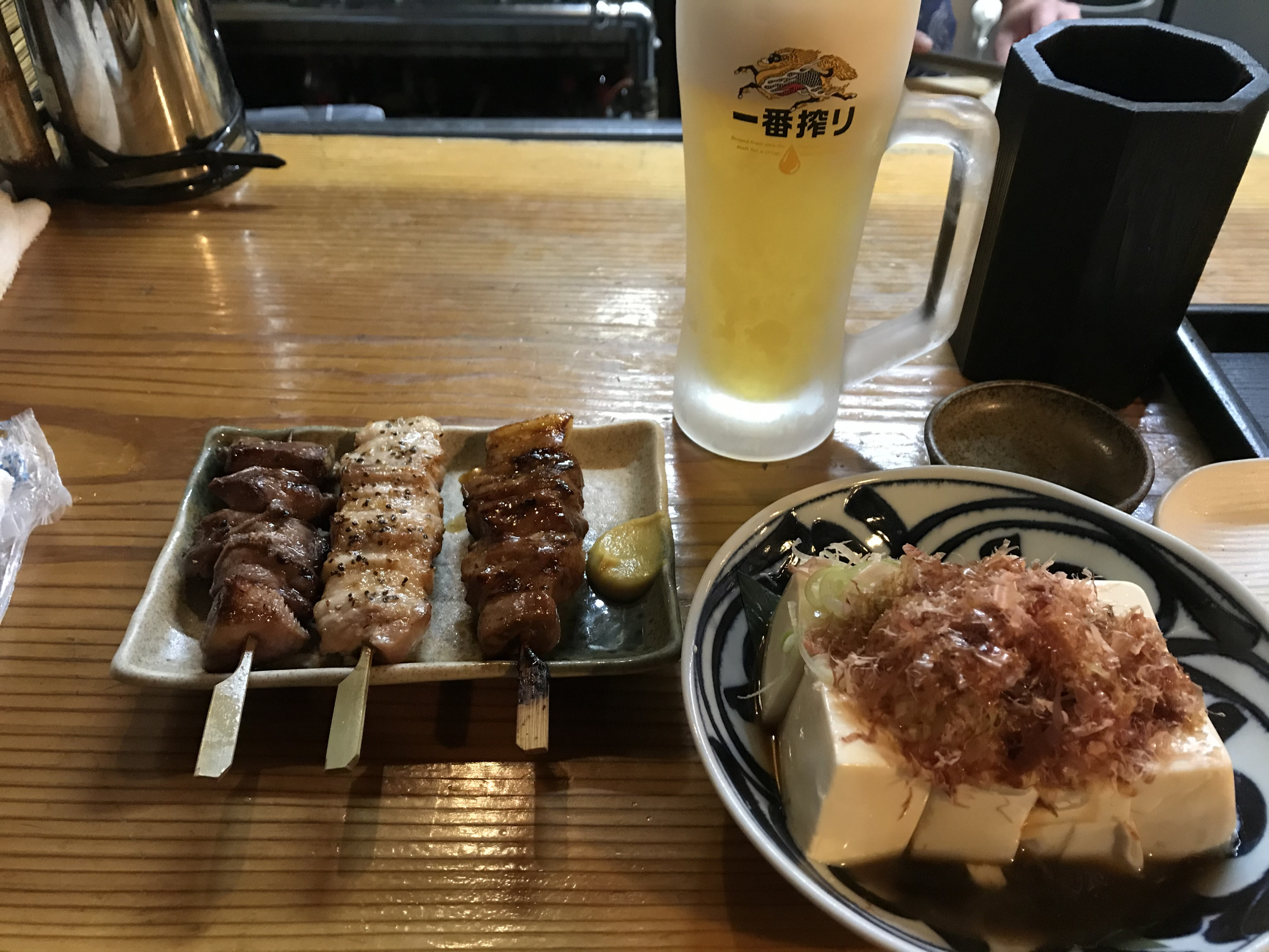 お任せ3本盛り&冷奴&ビール