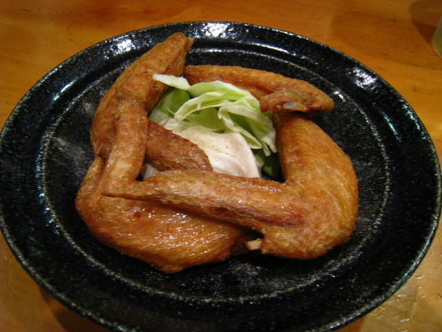 名物：手羽先の唐揚げ