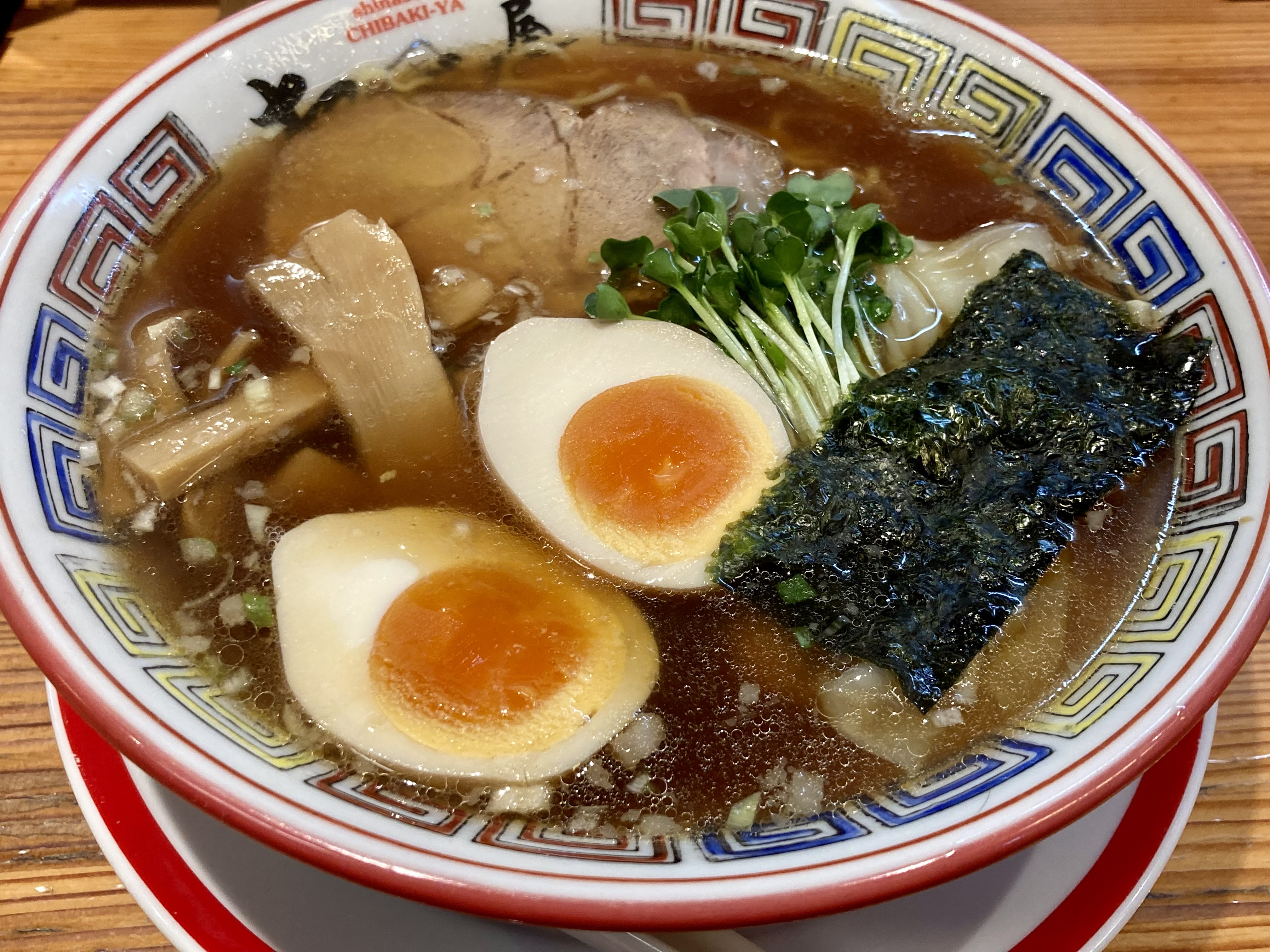 ワンタンラーメン（醤油）