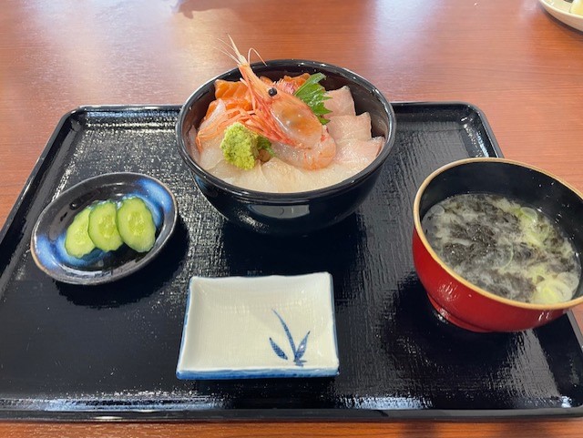 海鮮丼定食