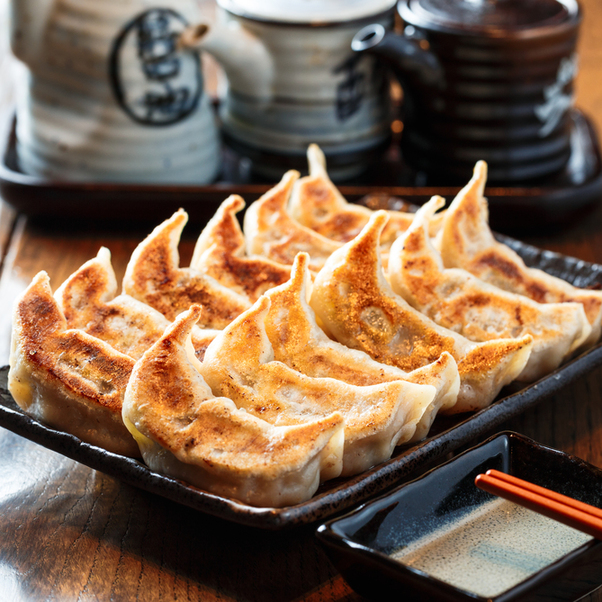 肉汁焼餃子　肉汁溢れる餃子です！