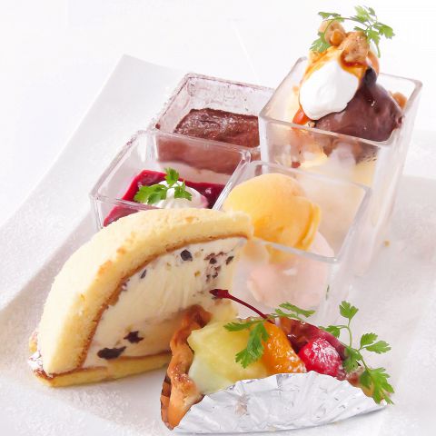 スイーツ食べ放題コース
