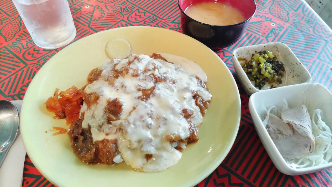 牛すじカレー
