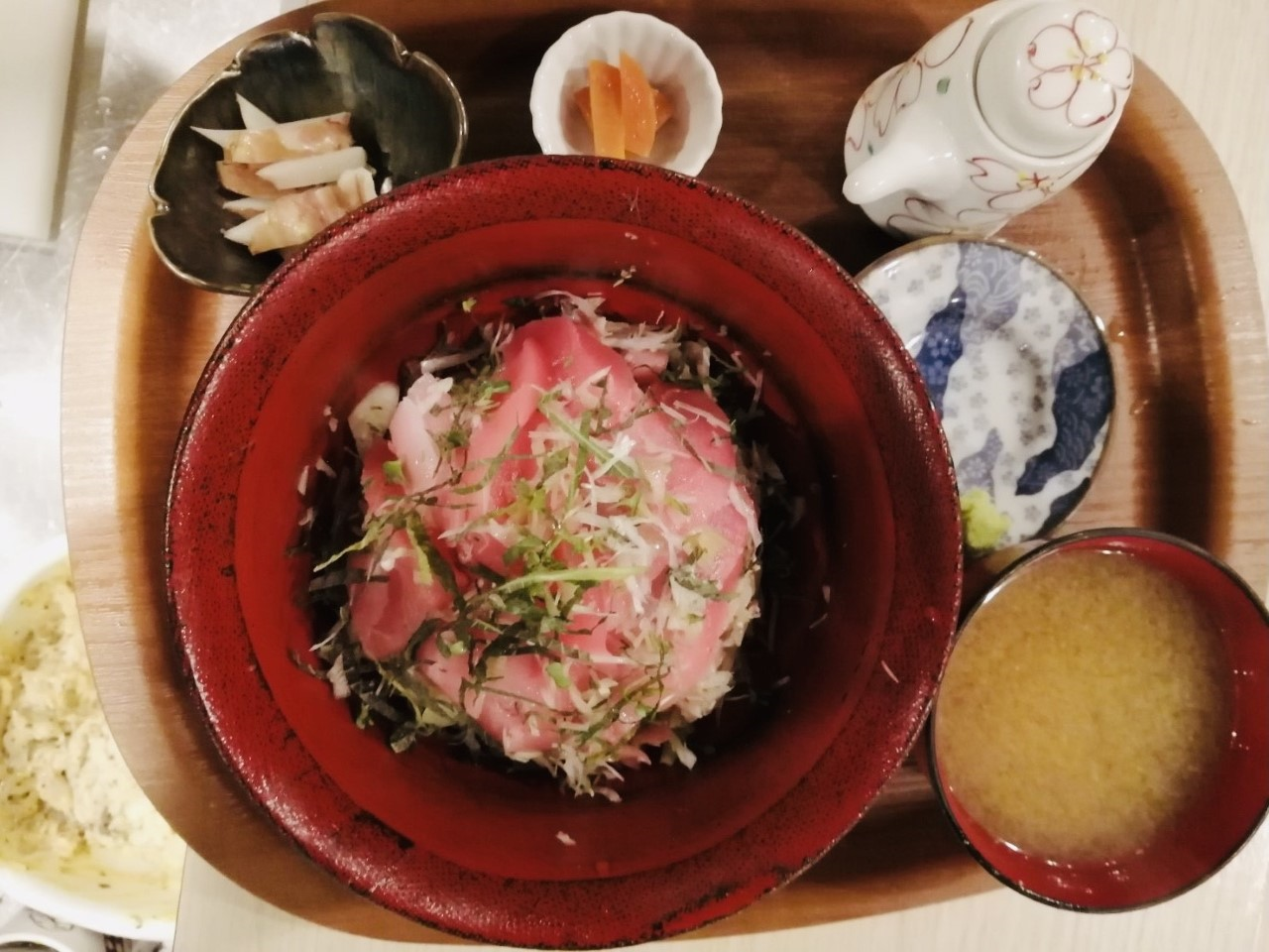 海鮮丼