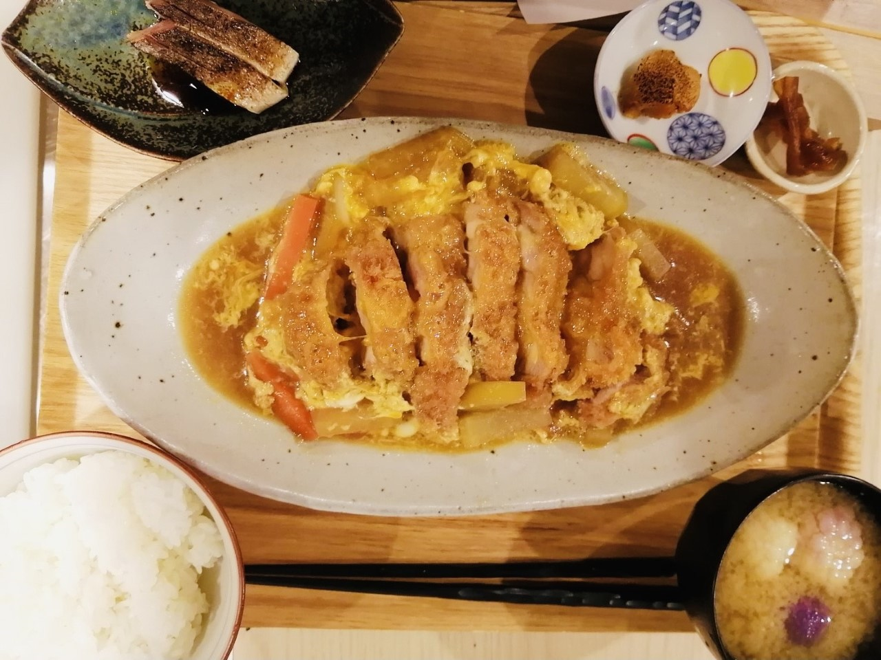 カツ煮定食（ランチ）